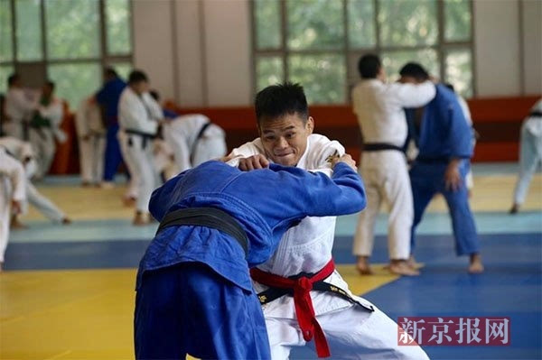 关于球队心态调整，为即将到来的关键比赛做好充分准备的信息